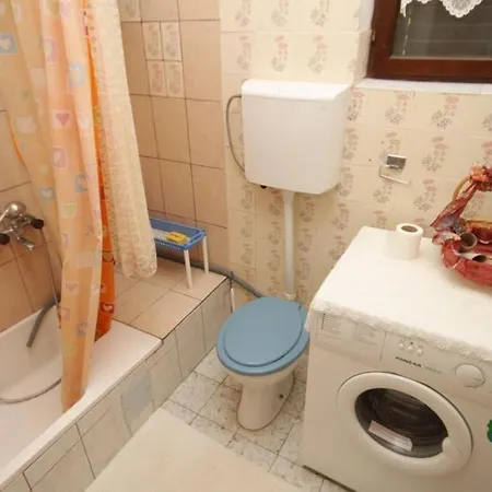 Apartment Komiza 8926a Vis